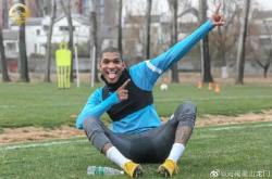 张三归队，球队声势大涨迎战CBA新赛季-神奇一战，球迷沸腾热血澎湃的简单介绍