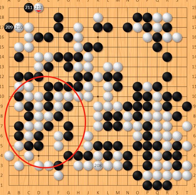 关于双方厮杀激烈，关键时刻谁能捧得胜利？的信息
