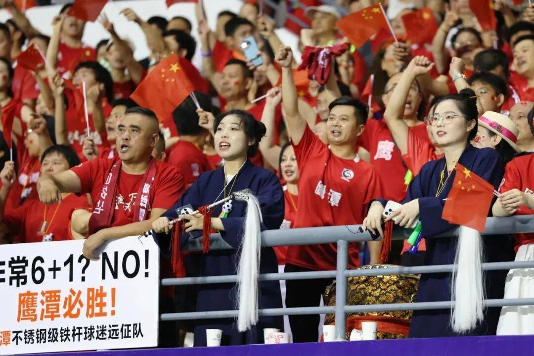 神奇一战，球迷沸腾热血澎湃的简单介绍