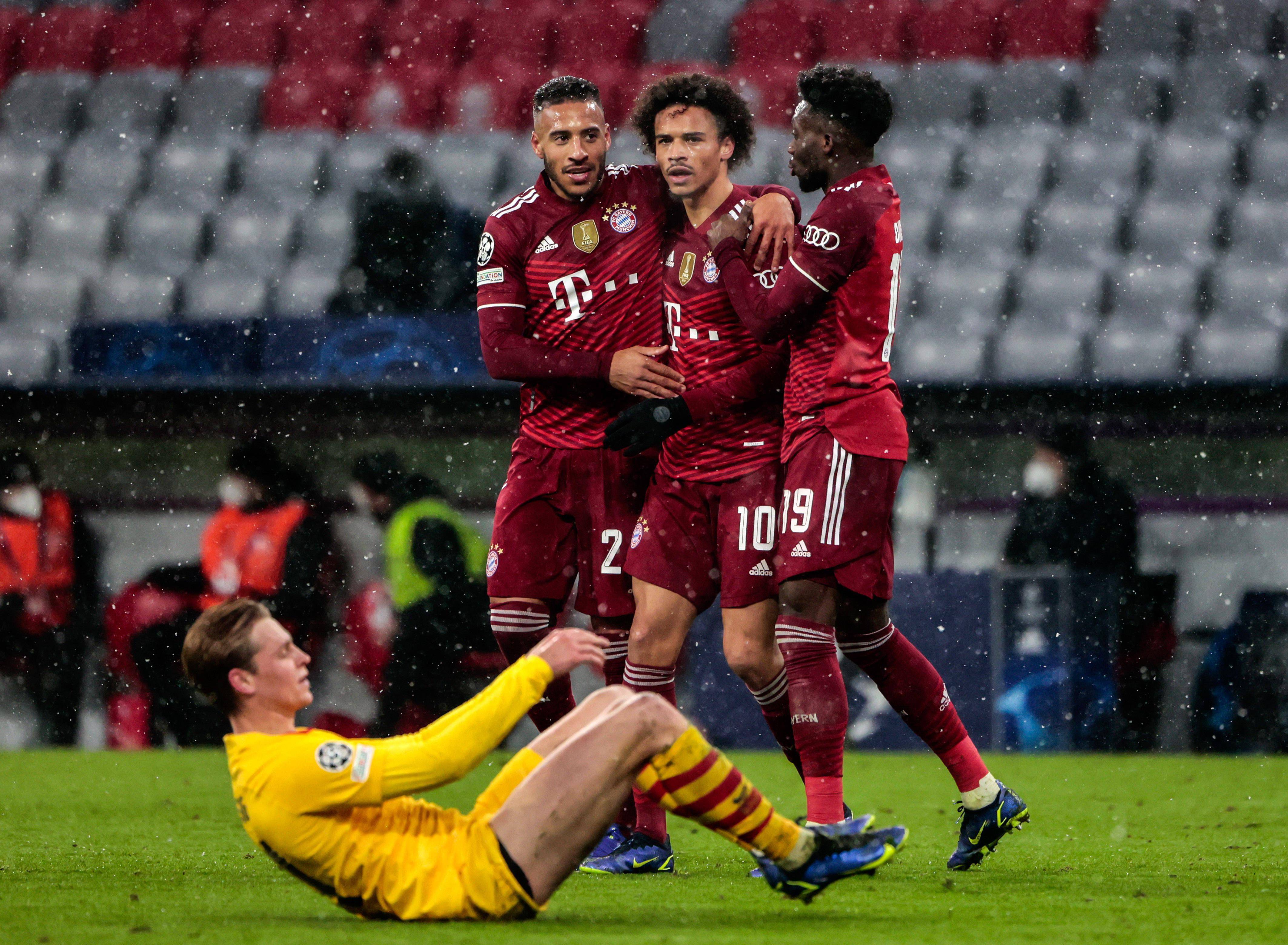 拜仁慕尼黑新援亮相,球迷期待他的表现的简单介绍 拜仁慕尼黑新援亮相,球迷期待他的表现的简单介绍