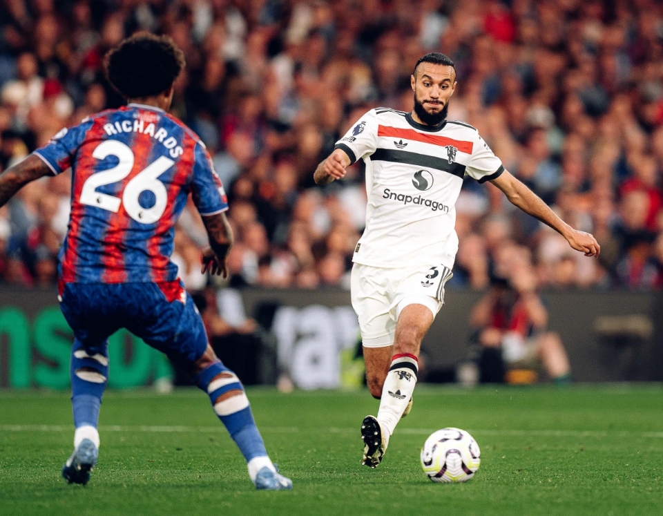 曼联客场不敌水晶宫，客场失利